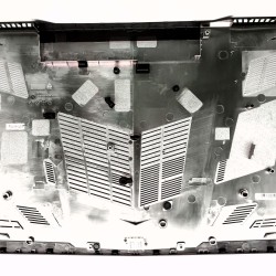 MSI GE73 Notebook Alt Kasa